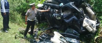 Kereta Api Vs Toyota Avanza di Lamongan, 5 Tewas dan Satu Luka Berat