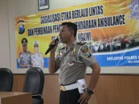 Satlantas Polres Ngawi Sosialisasi Etika Berlalulintas Pengemudi Ambulance