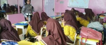 Satlantas Polres Tanjung Perak Beri Sosialisasi Pelajar SMA