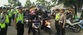 Satlantas Polres Ngawi Atus Jalur Lantas